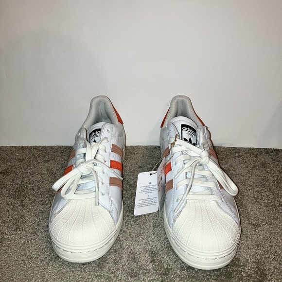 Adidas superstars size 10 men’s, Orange and Brown, Brand New - Picture 3 of 7